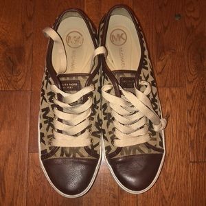 MICHEAL KORS sneakers 🟤⚫️❄️